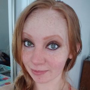 Meet your Posher, Candace